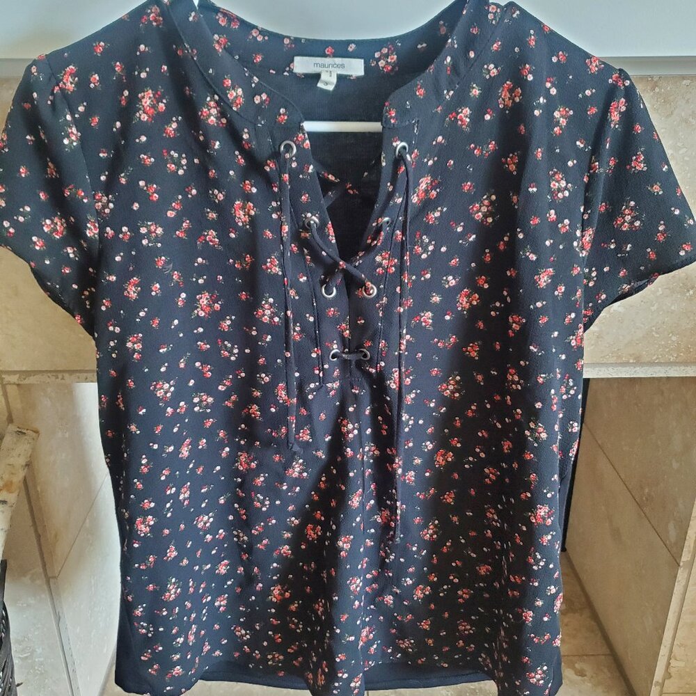 Maurices lace up neck blouse